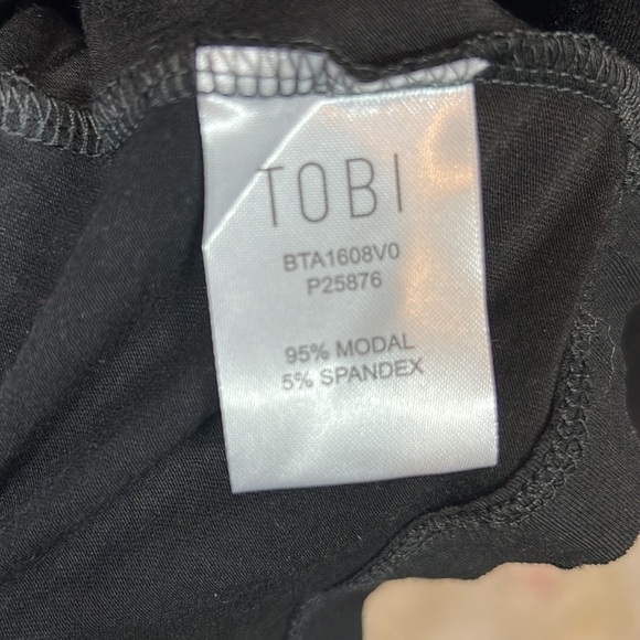 NWT Tobi Open Back Halter Top Black Medium Long - Picture 8 of 9